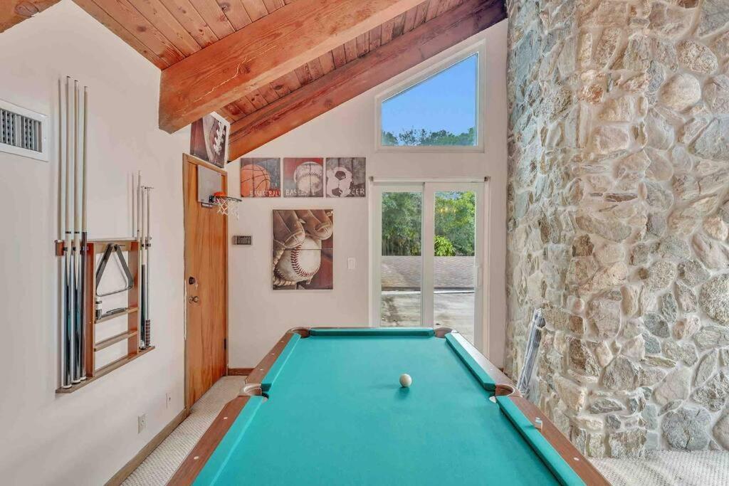 Villa Rare Hidden Getaway Heated Pool 1.5 Acres! Sleeps 16 Fort Lauderdale Exterior foto